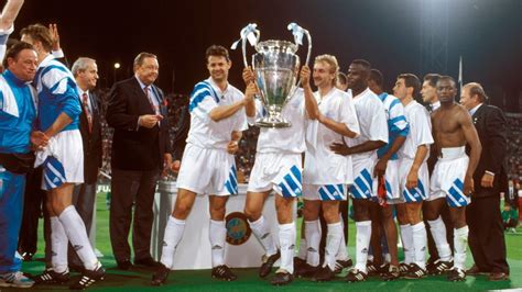 1993 - Marseille gewinnt mit Völler die erste Champions-League-Ausgabe - kicker