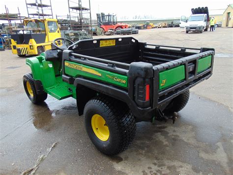 You are bidding on a John Deere Gator TE 4x2 Electric Utility ATV with Electric Engine, Super-qui