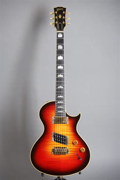 1993 Gibson Nighthawk Custom – Sunburst – GuitarPoint