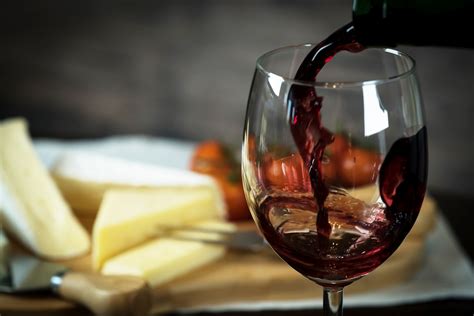 Perfect Wine Pairings For America's Favorite Foods - Newsweek