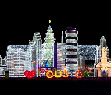 Top 5 Places for Houston Christmas Lights – It's Not Hou It's Me