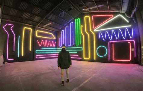 Interactive Neon wall by SpiderTag - I Support Street ArtI Support ...