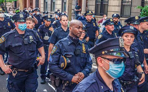 NYPD Ranks Drop To Lowest In A Decade Amid “Defund The Police” Movement