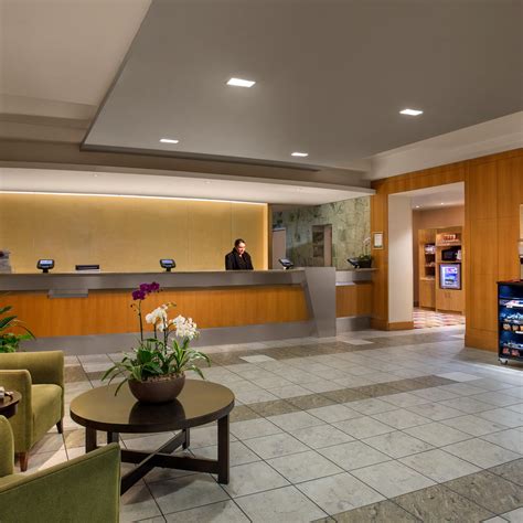 San Francisco Airport Hotels | Crowne Plaza San Francisco Airport in Burlingame, CA