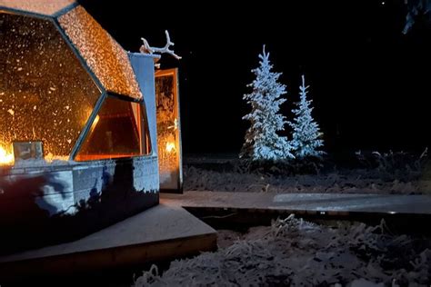 Glass Igloo Campfire Dinner under Northern Lights 2024 - Rovaniemi