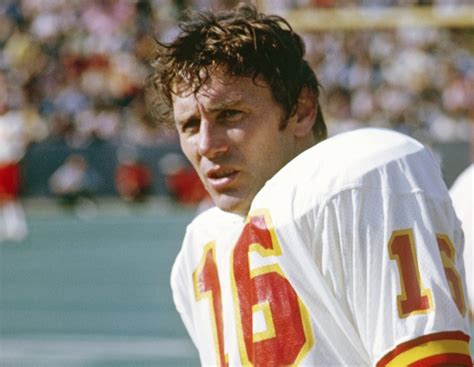 Len Dawson, Hall of Fame Chiefs quarterback, dies at 87