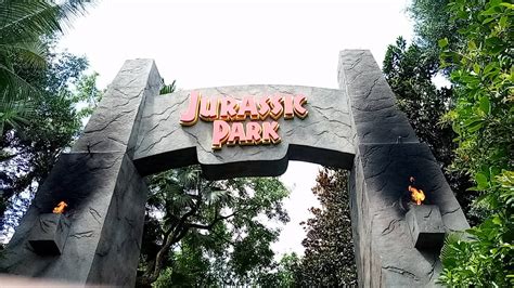 The Jurassic Park Entrance by StefMassacre on DeviantArt