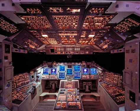 Flight deck of challenger space shuttle : r/MachinePorn