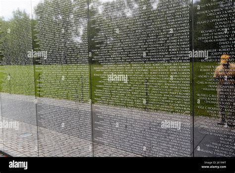 names inscribed on the vietnam veterans memorial Washington DC USA Stock Photo - Alamy