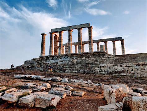 Top 5 Ancient Greek Temples to Explore in Greece | EF Go Ahead Tours