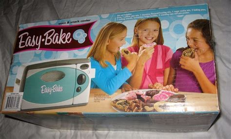 BRAND NEW HASBRO EASY-BAKE OVEN & SNACK CENTER FROM 2009 #Hasbro | Easy baking, Easy bake oven ...