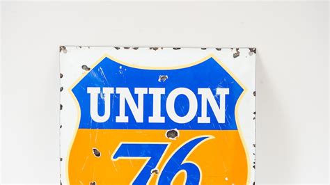 Union 76 Single-Sided Neon Sign | M616 | Indy Road Art 2021