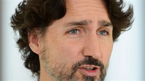 Counting the Days Under Virus Lockdown by the Length of Trudeau’s Hair - The New York Times