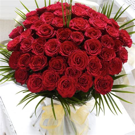 Розы красные Beautiful Bouquet Of Flowers, Diy Wedding Flowers, Beautiful Flower Arrangements ...