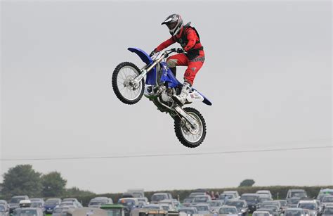 MOTORCYCLE STUNTS 4 | Taken at the Kingsbridge Show, Devon i… | Flickr