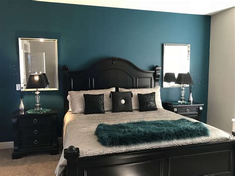 Teal Accent Wall Bedroom, Peacock Blue Bedroom, Bedroom Paint Colors Master, Master Bedroom ...