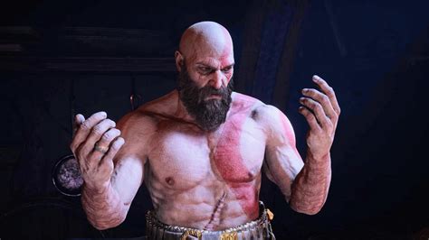 God of War Ragnarok - Kratos looks at his scars from the Greek Era ...