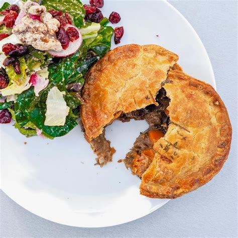 Easy Weeknight The Best Steak and Mushroom Pie Recipe You'll Ever Make ...