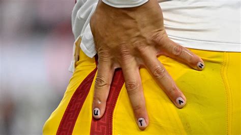 Caleb Williams' fingernails, explained: Why USC QB paints NSFW messages ...