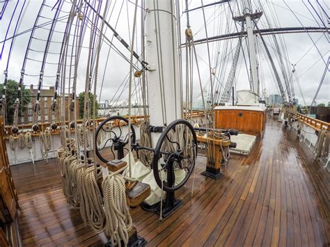 Inside the 147-year-old clipper ship Cutty Sark - CNET