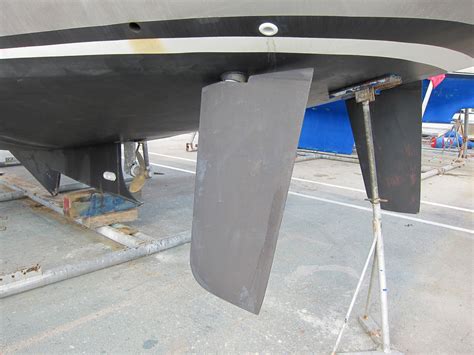 Rudder Options For Lifting Keel And Centerboard Offshore Sailboats