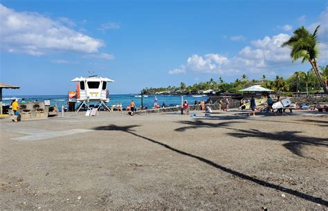 Kahaluu Beach Park, Kailua-Kona - Hawaii Beaches