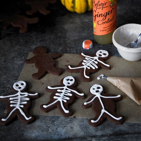 Cinnamon Skeleton Gingerbread Men by Englishmum - Silverwood Bakeware