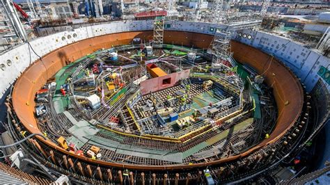 Hinkley Point C: Dust cloud released as nuclear site silo damaged - BBC ...