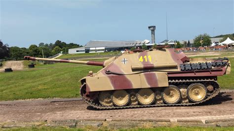 The Jagdpanther in action before it broke down at TankFest Bovington (2019) I'm not sure what ...