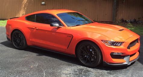 Competition Orange 2016 Ford Mustang Shelby GT-350 Fastback