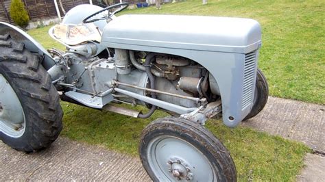 Ferguson TE20 Tractor (1947) WOLVERHAMPTON, Dudley - MOBILE