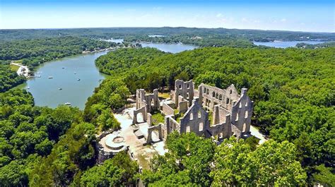 Row With A Ranger At Ha Ha Tonka State Park | Family Friendly | lakeexpo.com