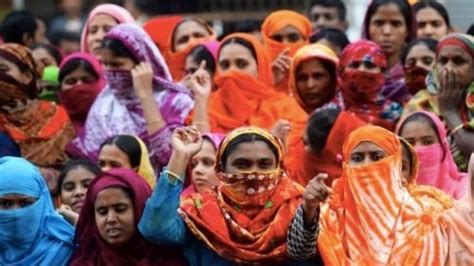 Garment factory workers in Bangladesh demand timely payment of dues : Peoples Dispatch