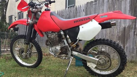 Honda XR 250 R Review: Specs You MUST Know Before Buying - Motocross Hideout