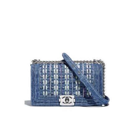 CHANEL Bag Size Guide – FREQUENTLY ASKED QUESTIONS