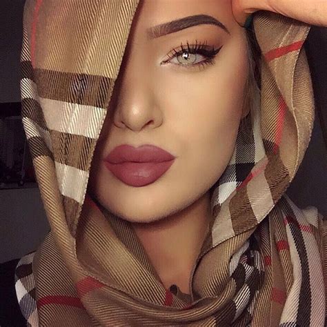 Pin by Love Always B.Marcella on SENSUALITY | Hijab makeup, Simple ...