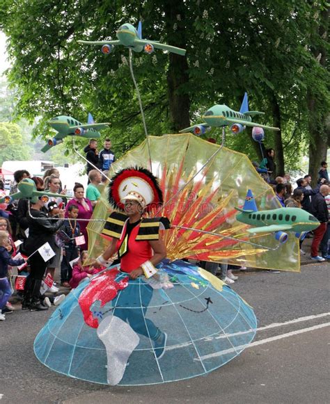 LUTON, UNITED KINGDOM - May 29, 2016: the Fantastic Costumes at Luton Carnival Editorial Stock ...