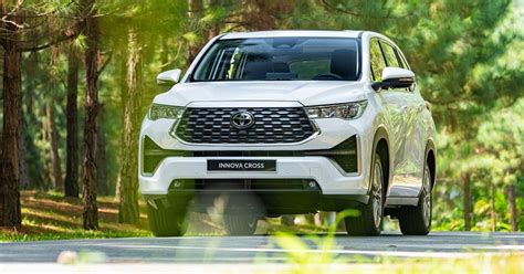 Toyota Innova Cross 2023: Giá Bán - Thông Số Kỹ Thuật