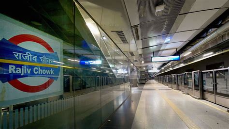 Delhi Metro resuming? DMRC chief inspects Rajiv Chowk station