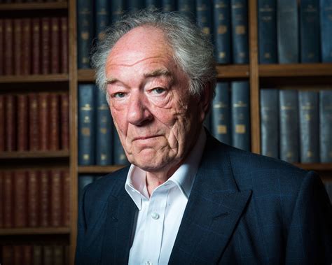 21 Astounding Facts About Michael Gambon - Facts.net