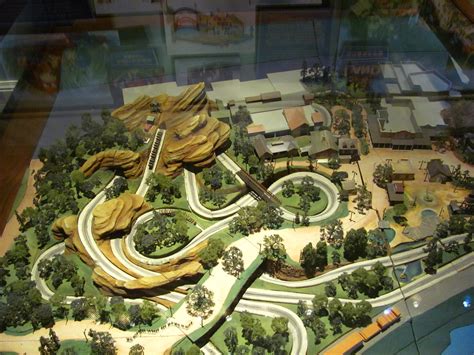 Hong Kong Disneyland 222 | Grizzly Gulch model | Jeremy Thompson | Flickr