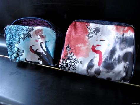 Soho Disney Villains Makeup Bags {Review} | {makeupfu}