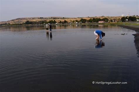 Unique Mineral Soap Lake | Central Washington - Hot Springs Locator