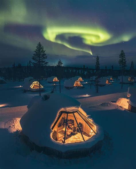 Northern lights spot in Lapland, Finland. : r/interestingasfuck