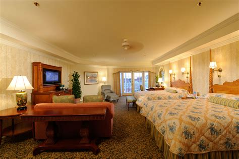 Disney Resort Hotels, Disney's Grand Floridian Resort & Spa - Guest Room, Walt Disn… | Disney ...