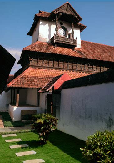 Padmanabhapuram Palace Architecture