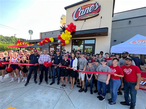 Raising Cane’s celebrates Grand Opening - UCBJ - Upper Cumberland Business Journal