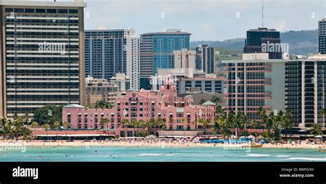 A view of the iconic pink Royal Hawaiian Hotel in the Waikiki section of Honolulu, Hawaii Stock ...