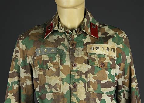 DIE ANOTHER DAY (2002) - 10 North Korean Army Uniforms - Current price: £375