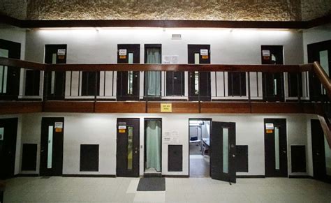 Overcrowding May Have Sparked Attack On Oahu Jail Guards - Honolulu Civil Beat